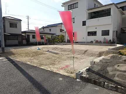 広島市南区丹那町　新築一戸建て(全2棟)の前面道路含む現地写真