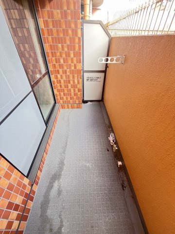 大阪市都島区都島中通１丁目の賃貸マンションのバルコニー