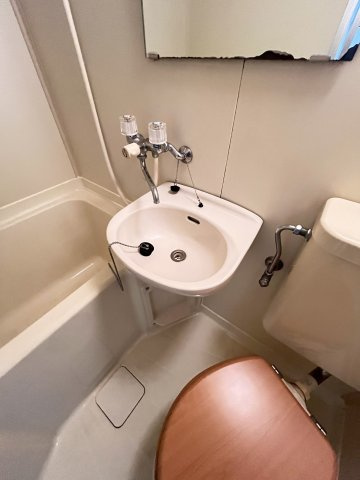 大阪市都島区都島中通１丁目の賃貸マンションの洗面所