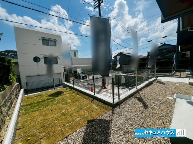 【今からご案内可能】豊明市二村台7丁目　全2棟の庭|【庭】
◆広々としたお庭には芝生が敷いてあります♪
◆水栓付きのため、夏にはお子様のプールもできます◎　　　　　　　　　　　　　　　　　　　　　　　　　　　　　　　　　　　　　　　　　　　　　　　　　