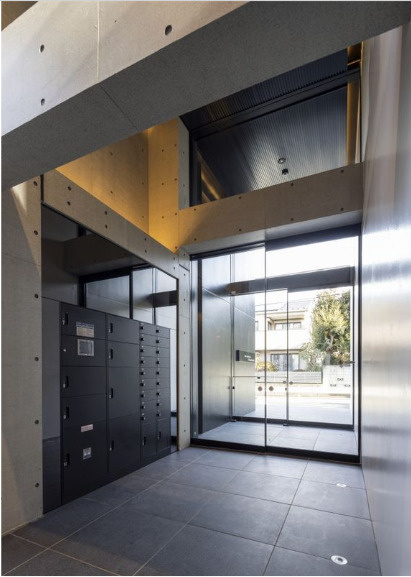 ReveResidence学芸大学　ペット相談　角部屋　最上階　礼金0のエントランス