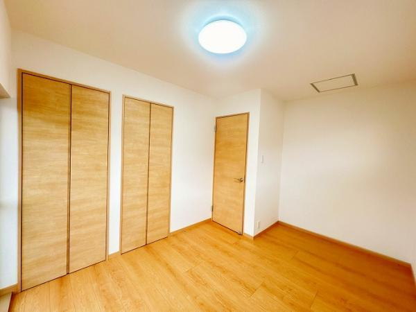 岡山市南区芳泉4丁目　リフォーム済み　中古住宅【仲介手数料無料】の洋室