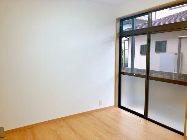 岡山市南区芳泉4丁目　リフォーム済み　中古住宅【仲介手数料無料】の洋室