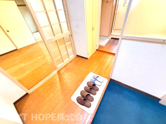 【玄関】 | 中山五月台住宅８号棟 | 玄関です♪