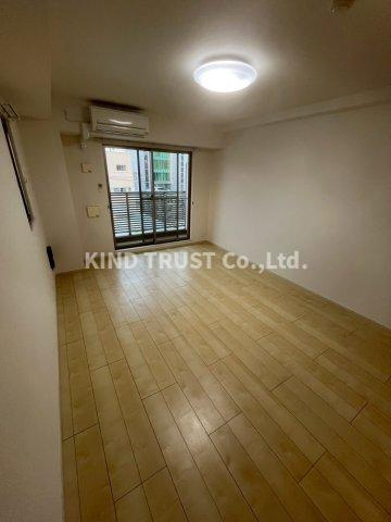 ラヴィータ西梅田の居間・リビング|使いやすいリビングです