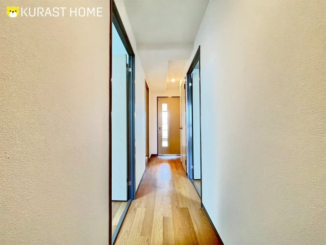 コスモワンダータウン　5階の玄関