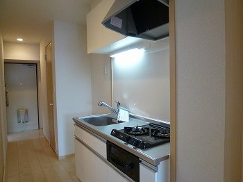 Ｄ・マローネ　桂のキッチン