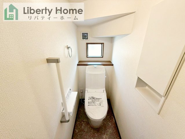 土浦市真鍋第1期　新築戸建　2号棟のトイレ