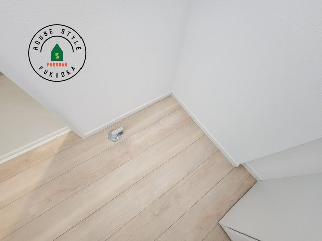 福岡市南区西長住1丁目第4-2棟（2号棟）のランドリースペース|ランドリースペースは広さもたっぷり。