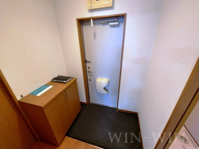 ブロードタウン神野 G棟の玄関|イメージ（同施工会社同一モデルの写真です）