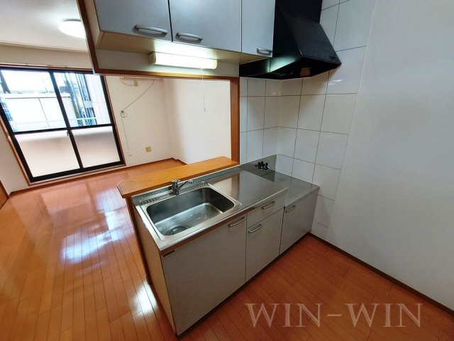 ブロードタウン神野 G棟のキッチン|イメージ（同施工会社同一モデルの写真です）