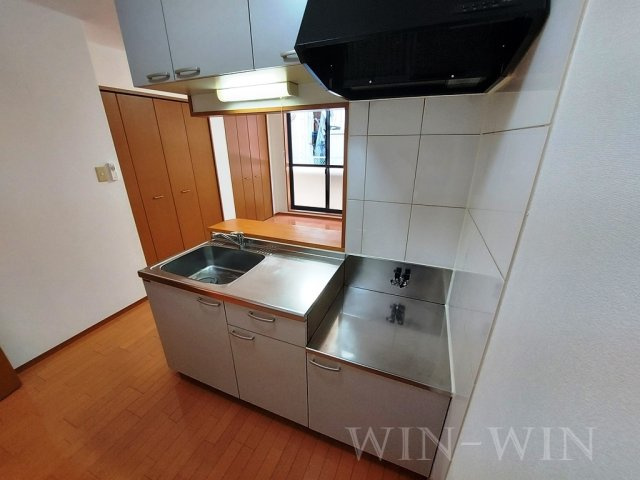 ブロードタウン神野 G棟のキッチン|イメージ（同施工会社同一モデルの写真です）