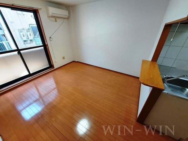 ブロードタウン神野 G棟の居間・リビング|イメージ（同施工会社同一モデルの写真です）