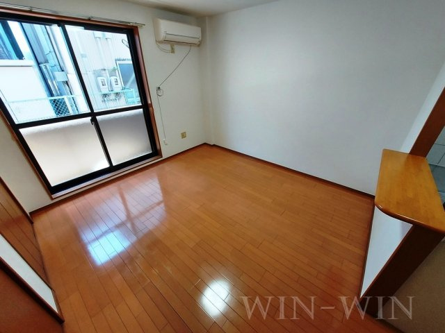 ブロードタウン神野 G棟の居間・リビング|イメージ（同施工会社同一モデルの写真です）