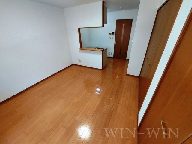 ブロードタウン神野 G棟の居間・リビング|イメージ（同施工会社同一モデルの写真です）