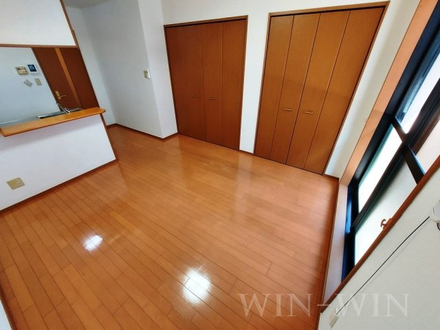 ブロードタウン神野 G棟の居間・リビング|イメージ（同施工会社同一モデルの写真です）