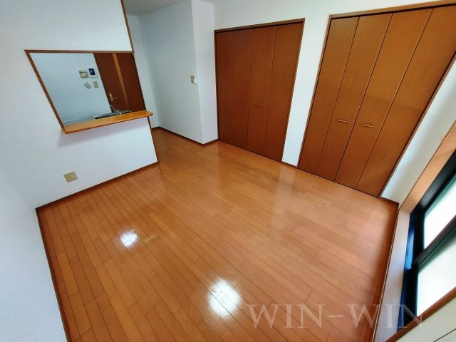 ブロードタウン神野 G棟の居間・リビング|イメージ（同施工会社同一モデルの写真です）