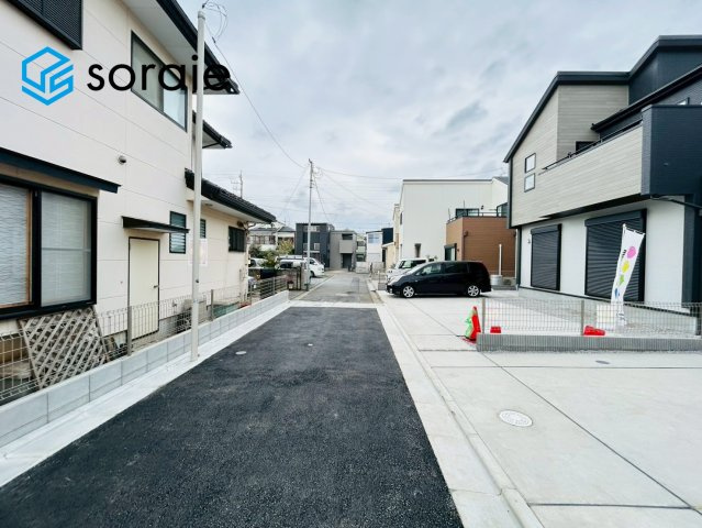 川越市大塚2丁目全2棟　新築戸建の前面道路含む現地写真|4月10日撮影