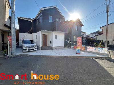 【前面道路含む現地写真】 | 相模原市南区相南　新築1棟 | オシャレな外観は、人の目を引くだけではなく自慢したくなりますね！植木を置いたりアレンジは、自由です。自分の好みに仕上げましょう♪