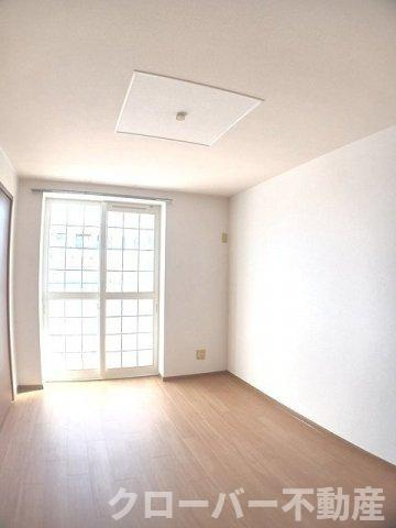 ＧＲＡＣＥ　ＥＮＺＡの居間・リビング