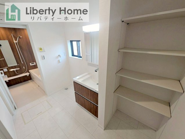 土浦市西根南第1期　新築戸建　2号棟の脱衣所