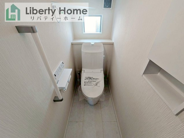 土浦市西根南第1期　新築戸建　2号棟のトイレ