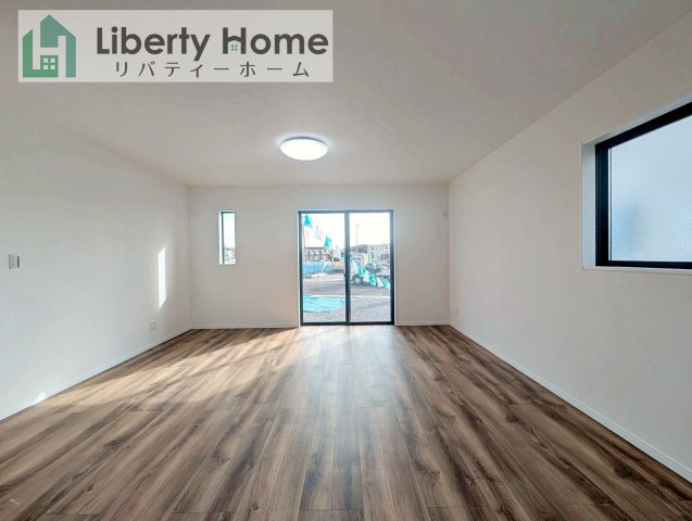 土浦市西根南第1期　新築戸建　2号棟の居間・リビング