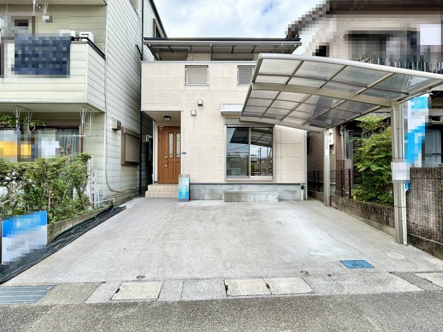 高知市百石町４丁目　中古戸建の駐車場