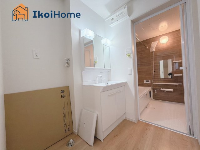 明石市西新町3丁目　全1棟　新築戸建の洗面所|◆同社施工例◆畳２枚分の一般的な洗面室です。追加で収納棚等を付けると大変便利です。