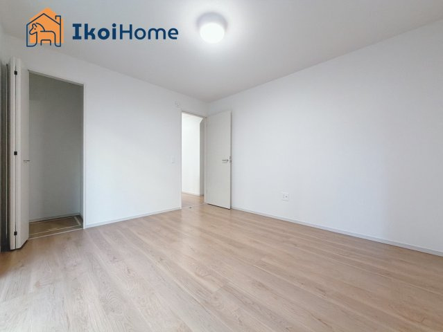 明石市西新町3丁目　全1棟　新築戸建の内装|◆同社施工例◆オプションで、より一層フローリングを強くする10年保証のコーティングもございます。