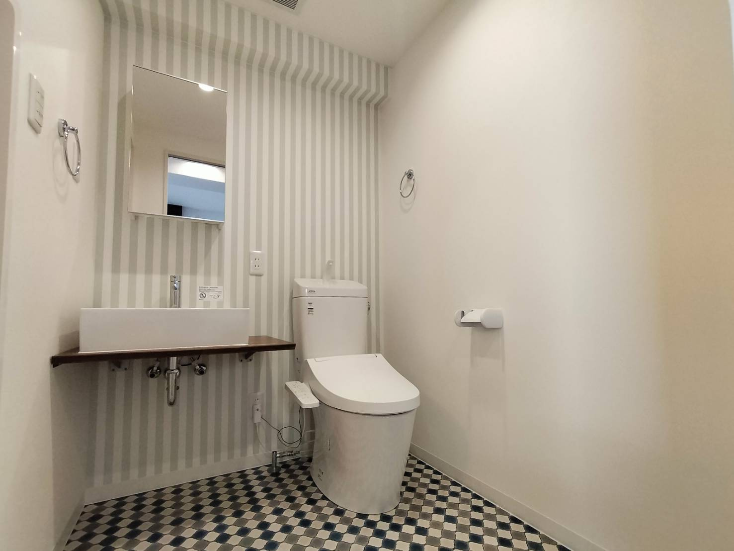 ハイツオークラしのはらの洗面所