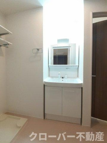 Ｇｒｅｅｎ　Ｈｏｕｓｅ　檀紙の洗面所