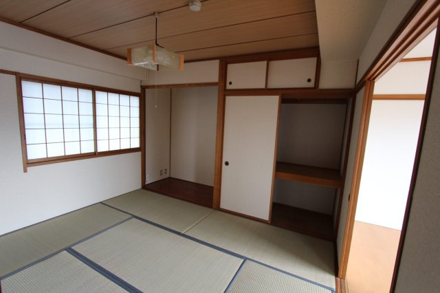 ハイムながもとの内装
