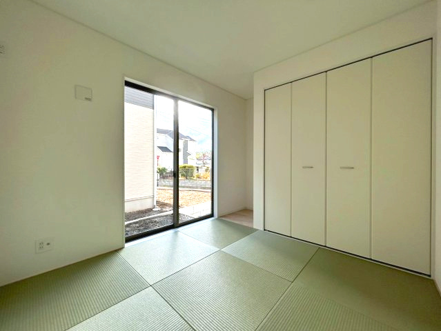 長野市大字若槻団地の新築一戸建の和室