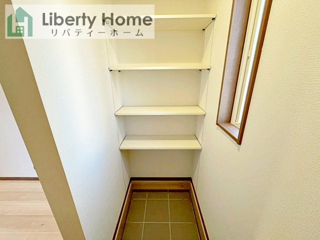 土浦市西根南第1期　新築戸建　6号棟の玄関
