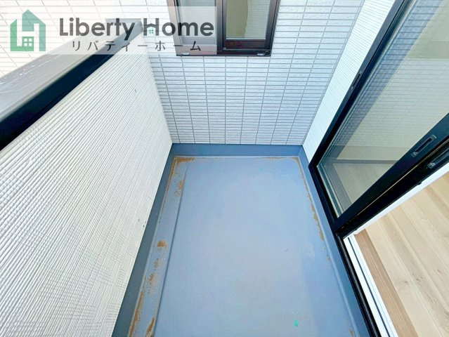 土浦市西根南第1期　新築戸建　6号棟のバルコニー