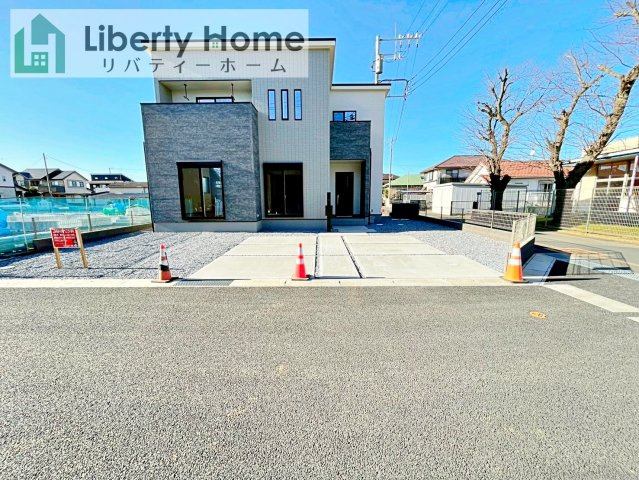 土浦市西根南第1期　新築戸建　6号棟の駐車場