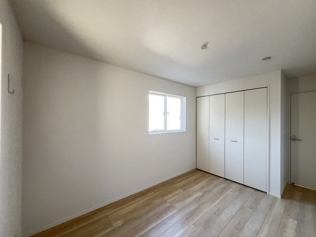 磯城郡三宅町伴堂第7の洋室|洋室6.5帖　クローゼット付き