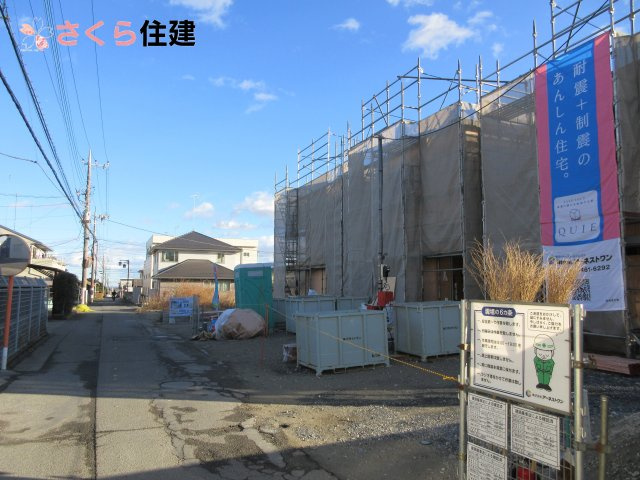 クレイドルガーデン鹿沼市東町　第5　2号棟の前面道路含む現地写真|閑静な住宅街の一角になります