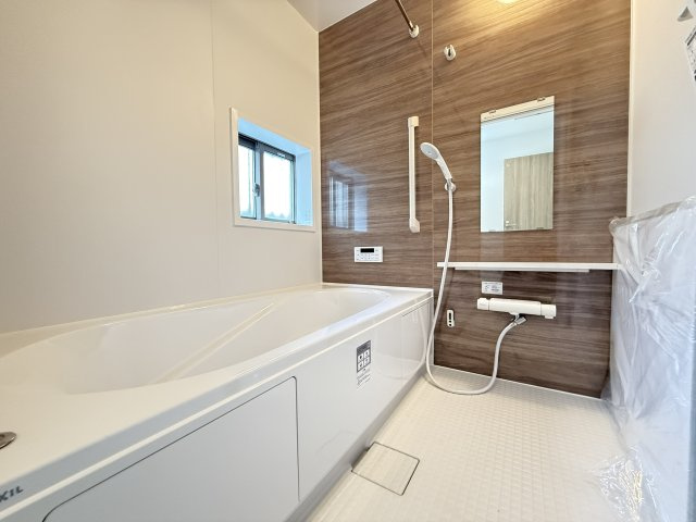 神戸市垂水区桃山台３丁目新築戸建２号棟の浴室