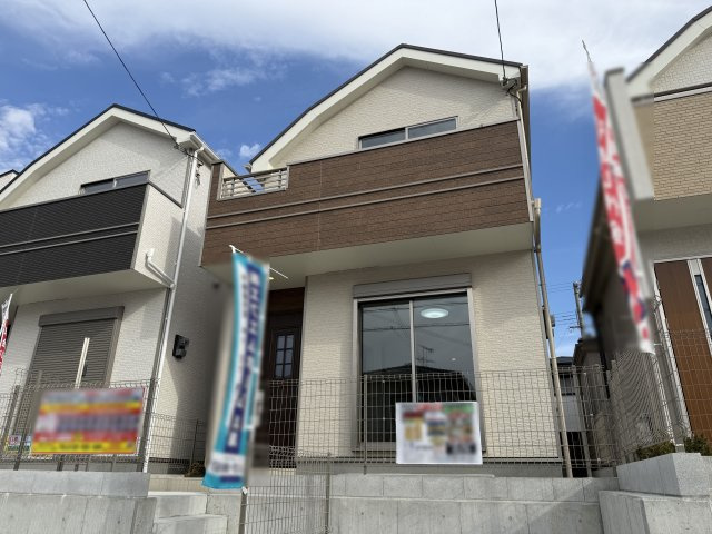 神戸市垂水区桃山台３丁目新築戸建２号棟の前面道路含む現地写真