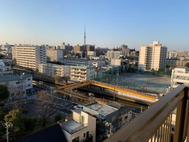 【展望】 | 仙台堀公園ハイツ | バルコニーからの眺望
スカイツリーが望めます