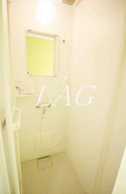 【浴室】 | メテオール | シャワールームです。