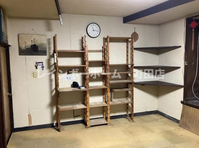 三井西原※初期費用分割後払いサービス利用可能物件の居間・リビング|ゆったりとしたリビングです