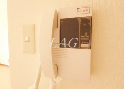 【セキュリティ】 | エントピア・レスト | モニター付きインターホンです。