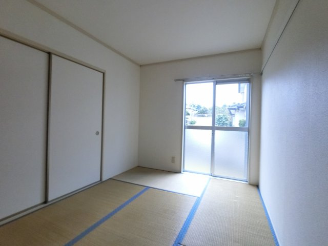 【寝室】