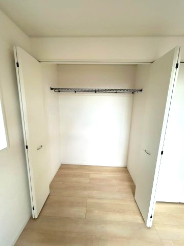 長野市大字若槻団地の新築一戸建の収納