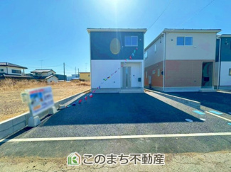 【駐車場】 | CRADLEGARDEN鹿沼市東町第5　3号棟 | お車並列２台分ご用意しております♪

