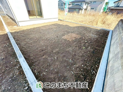 【庭】 | CRADLEGARDEN鹿沼市東町第5　3号棟 | 大きなお庭でご家族や友人を招いてＢＢＱもできますね！お子様の水遊びにもぴったりです☆
