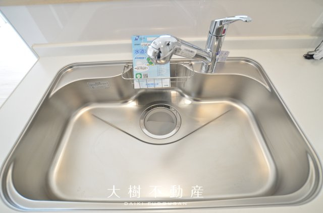 【キッチン】 | 海老名市国分寺台３丁目 新築戸建て 全2棟【仲介手数料無料】